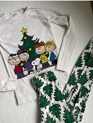 Hanna Andersson Pajamas Charlie Brown Christmas Size 140 (US10) • $15