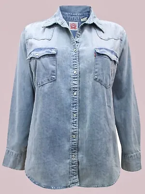 Levi Generously Sized  Women's Denim Shirt In Light Blue Size UK 22/24 • £18.50