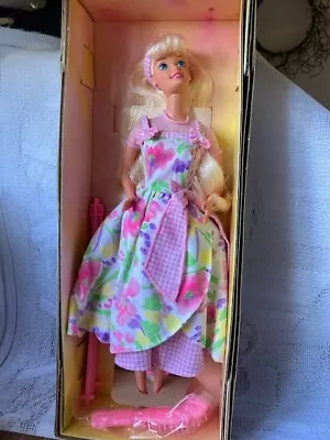 Vtg 1996 Spring Petals Barbie Doll 2nd Series Blonde Mattel Avon 16746 NOS NRFB  • $19.95
