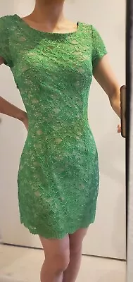 Bebe Lime Boat Neck Green Floral Lace Mini Sheath Cocktail Party Dress XS 0 USA • $25