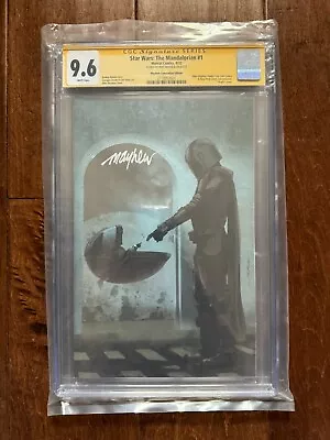 Star Wars The Mandalorian 1 Cgc Ss 9.6 Mike Mayhew Signed Nycc Moonlight Variant • $50
