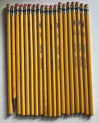 Lot Of 19 Vintage #2 Venus Velvet American Pencil Co. 3557 WWII Era Blue Band • $67.49