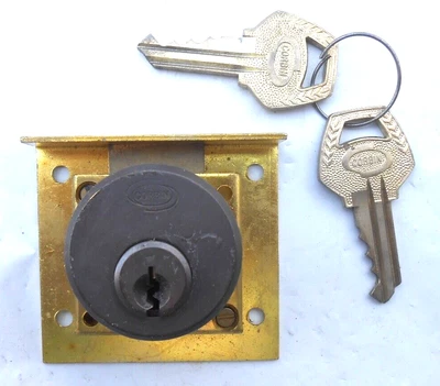 $29.99 • Buy Vintage CORBIN Cabinet Lock  Heavy Duty Brass Drawer Cabinet Lock W/2 OEM Key