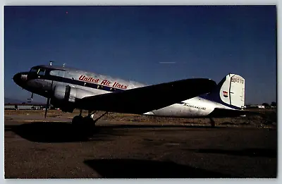 United Air Lines Douglas DC-3A Tucson Int. Airport - Airplane - Vintage Postcard • $4.39