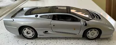 Maisto 1:12 Jaguar XJ220 Rare Collectible Large Model • £49.99