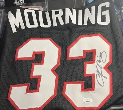 Autographed/Signed Alonzo Mourning Miami Heat Black Basketball Jersey JSA COA • $115
