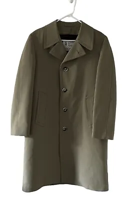 London Fog Men's Beige Trench Coat 38R Removable Lining Button Down • $35