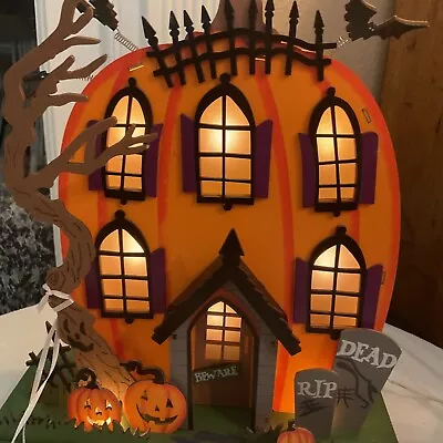 Martha Stewart Halloween  LED Lighted PUMPKIN HOUSE 11 12 INCH NWT • $48.99