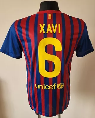 Barcelona 2011 - 2012 Home Football Nike Shirt #6 Xavi Size Medium • $100