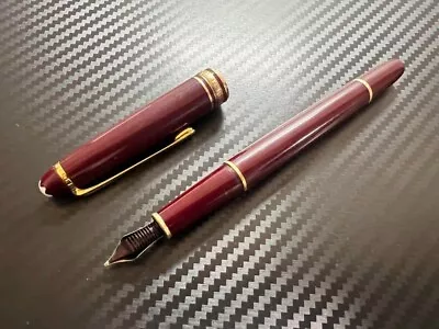 Montblanc Meisterstück 144 Fountain Pen Bordeaux Medium White M • $191.72