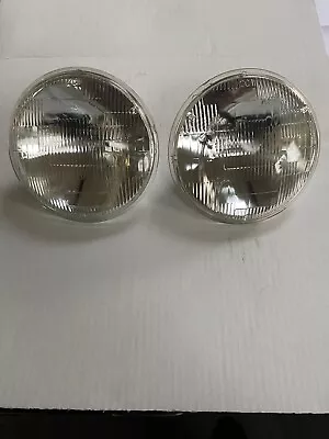 Pair Of Headlamps/ Lights 5 3/4”  For International 484 584 684 784 884 Tractors • £27.50