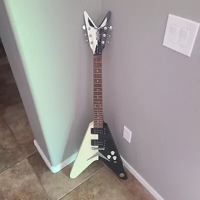 MICHAEL SCHENKER 80s Jumbo Black And White Flying V Dean MS STD Standard Guitar • $999.99