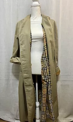 Burberrys’ London Vintage Women’s Trench Coat Classic Size 18 L Burberry • $150