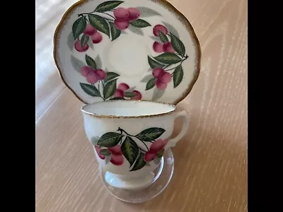 Vtg Royal Malvern Tea Cup & Saucer Cherry Gold Trim Bone China • $15