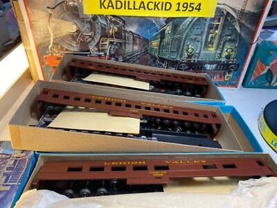 $38.88 • Buy 🚅 Ho Athearn Lehigh Valley 3  Unit Passenger Car Kits-new- L👀k  💥 H1623