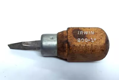 Vintage Irwin 800 1  Stubby Wood Handle Slotted Screwdriver Flat Head • $10.99
