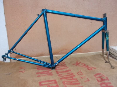 Cadre vélo de route Vitus taille 56 - Équipements vélos