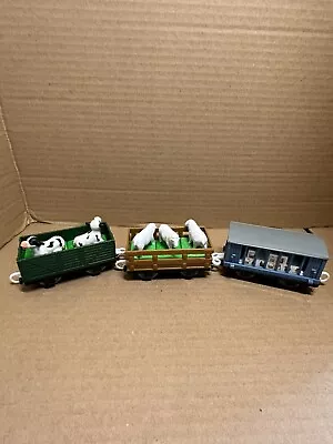 Thomas & Friends Track Master McColl's Farm Cargo Car Sheep-Sheep & Chicken • $34.75