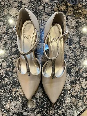 IMPO Rhinestone Beige / Tan 3 Inch Heels Size 5 1/2 • $10.99