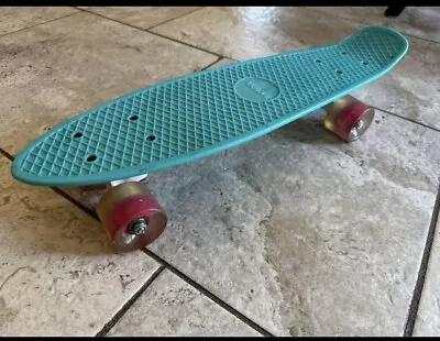 Wonnv Retro Mini Cruiser 22 Inch Complete Skateboard • $3