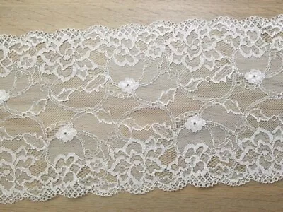 Minerva 18cm Stretch Chantilly Lace Trim Ivory - Per Metre • £6.99