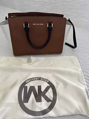 Michael Kors Selma Saffiano Leather Satchel Purse Tote Brown/White • $39.99