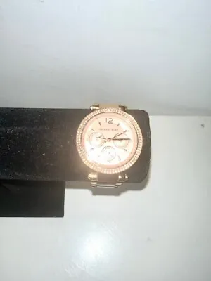 Michael Kors Parker MK6176 Wristwatch For Women • $45