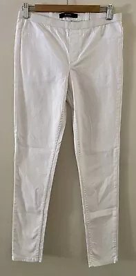 Decjuba White Skinny Jean Pant Size 10 Pullover • $19