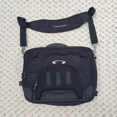 Vtg Oakley Tactical Gear Computer Laptop Shoulder Messenger Bag Black • $124.97