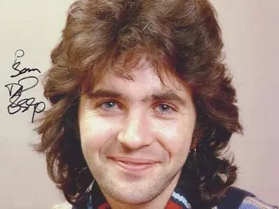 David Essex - Singer - Signed Photo - COA (22413) • £45