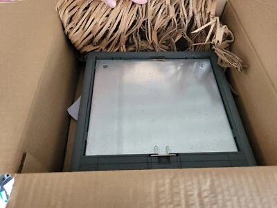 £30 • Buy MK Electrical Cavity Floor Box 3 Compartment (for Sockets/data Etc)