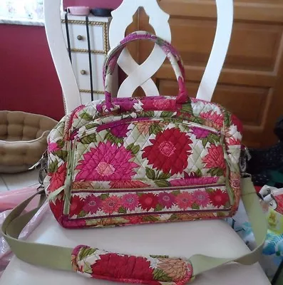 Vera Bradley Metropolitan / Laptop Tote In Retired Hello Dahlia Pattern #2 • $49