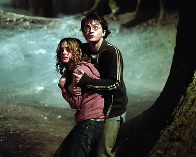 Emma Watson & Daniel Radcliffe [1042328] 8x10 Photo Other Sizes Inc Poster) • $20.08