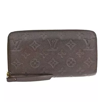 LOUIS VUITTON Zippy Wallet • £387