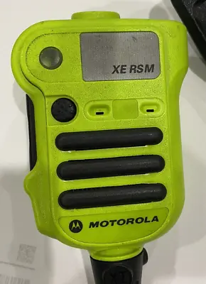 Motorola Neon Green Mic XE RSM NNTN8203A IP68 PERFECT SHAPE! 90 Day Warranty !! • $159