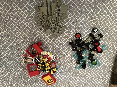 Lot Of Classic Legos Miscellaneous • $25