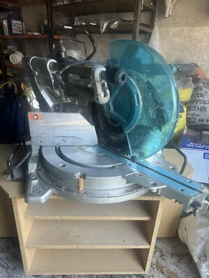 Makita LS1219/1 110V 305mm Slide Compound Mitre Saw – Dual Bevel, Laser Guide, Electric Brake