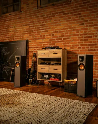 Klipsch R-610F Tower Speakers Pair Ebony B Stock • $499