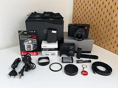 Leica Q2 47.3MP Digital Camera With Box Hand + Thumb Grip Flash [NEAR MINT]  • $4430.49