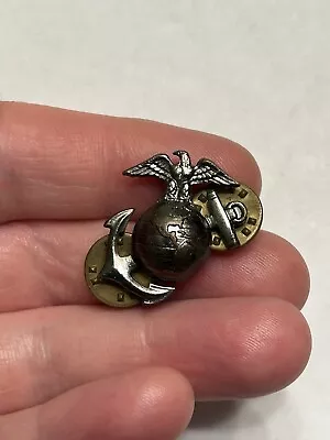 WW II Era U.S. MARINE CORPS EGA Double HAT LAPEL PIN EGA USMC INSIGNIA • $10.99