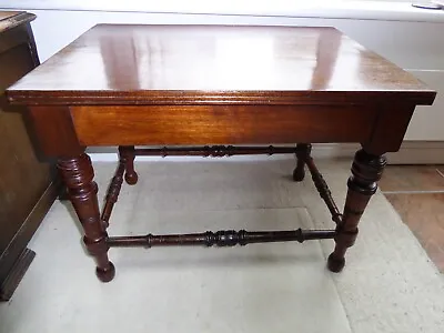 £68 • Buy Antique Victorian Solid  Mahogany Side Table, Turned Legs, Lamp Coffee
