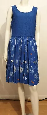 Yumi Blue Lace Floral Pleated Sleeveless Knee Length Dress Women's Size 12 • £14.99