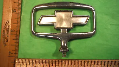 BR46 Chevrolet Bowtie Hood Header Ornament Vintage 1991-6 CHEVY CAPRICE CLASSIC • $39.99