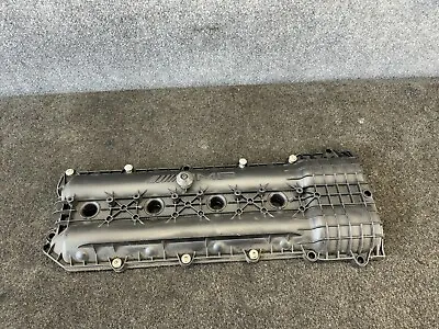 Mercedes W211 W219 C63 Cls63 Engine Right Engine Cylinder Head Valve Cover Oem • $220