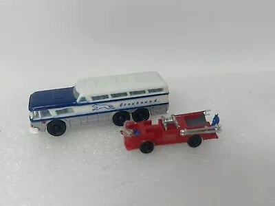 Bachmann Railroad Accessories 7019 N Scale - Greyhound Bus & Fire Truck • $9.95