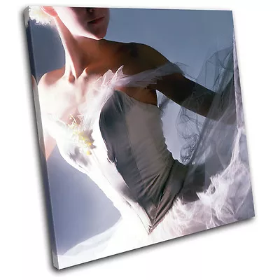 Ballet Dancers  Performing SINGLE CANVAS WALL ART Picture Print VA • £29.99