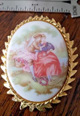 VINTAGE ESTATE Signed Dodds Cameo Lovers Brooch Pin Romantic (P) • $10