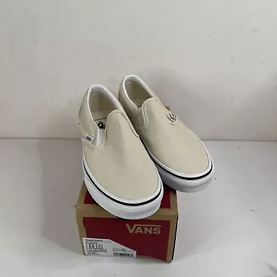 Vans Classic Slip On • $40