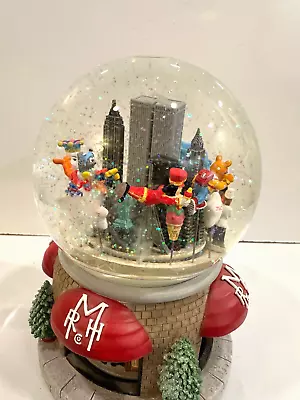 Macy's Thanksgiving Day Parade Musical Snow  Water Globe Twin Towers 2000 • $45