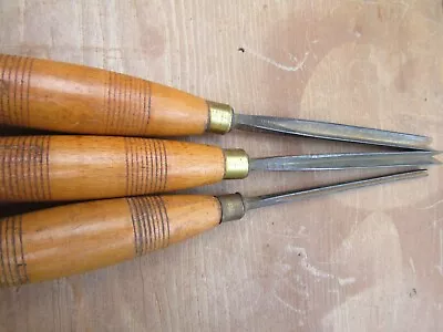 Woodcarving Tools - 3 X STRAIGHT V TOOLS - ADDIS • $26.15